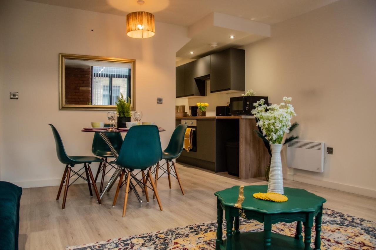 בראדפורד Bv Lush Apartment At Conditioning House Bradford מראה חיצוני תמונה