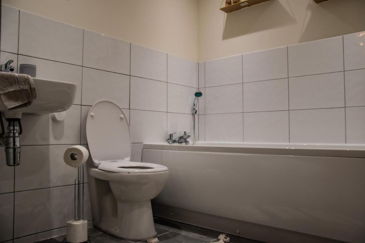 בראדפורד Bv Lush Apartment At Conditioning House Bradford מראה חיצוני תמונה