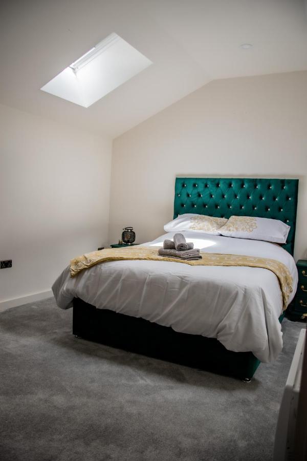 בראדפורד Bv Lush Apartment At Conditioning House Bradford מראה חיצוני תמונה