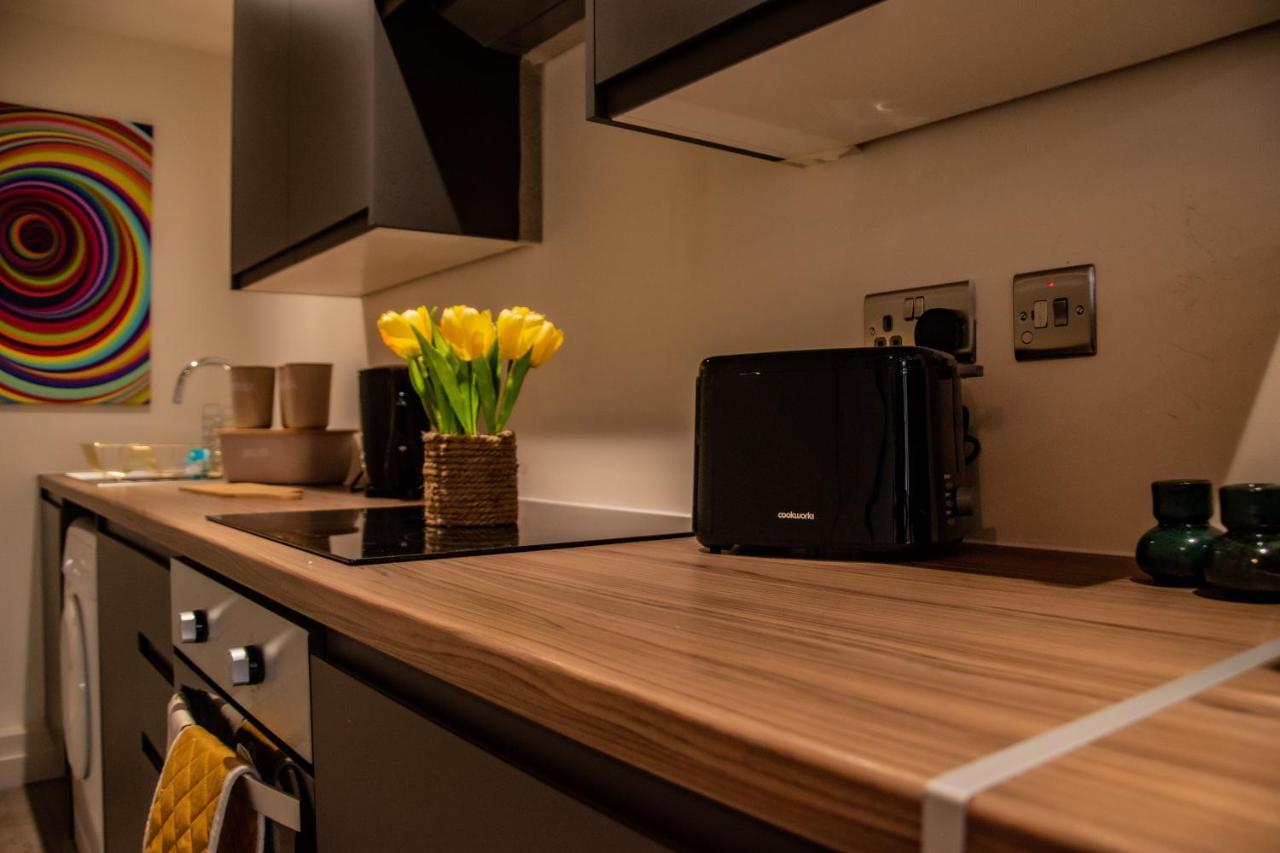 בראדפורד Bv Lush Apartment At Conditioning House Bradford מראה חיצוני תמונה